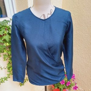 Blouse marine taille 34