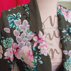 Blazer fleuri taille 36/38